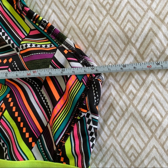 VSX Victoria Secret Sports Bra Aztec Print Medium - Picture 10 of 13